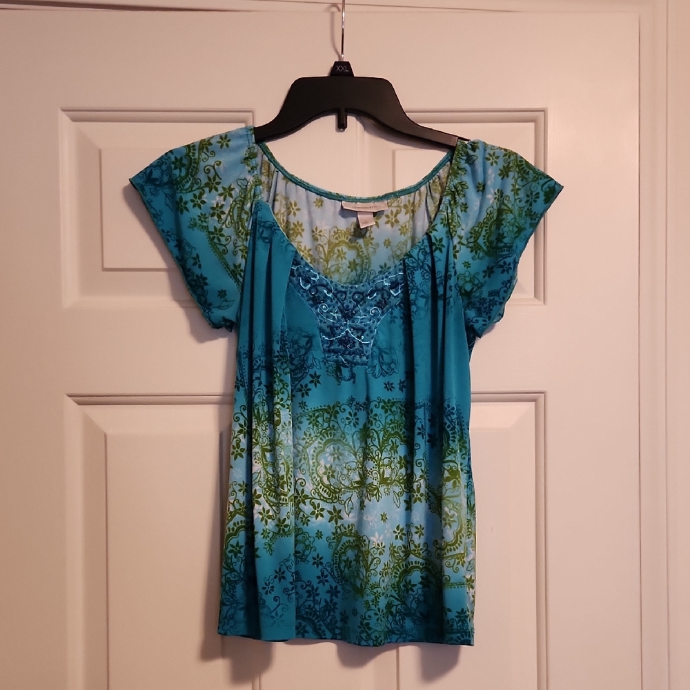 Dress barn top size small